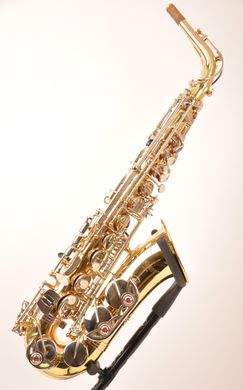 Альт саксофон SELMER AS-500