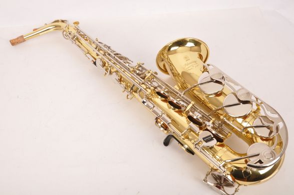 Альт саксофон Yamaha YAS-200AD Advantage